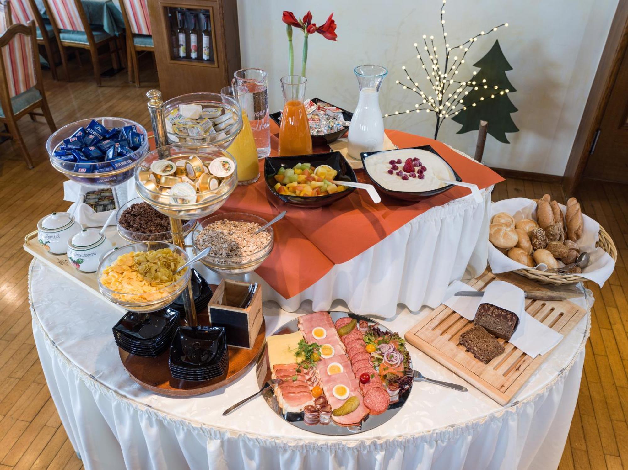 Hotel Neuwirt Kirchdorf in Tirol Luaran gambar